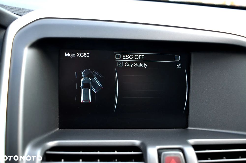 Volvo XC 60 D3 Summum - 28