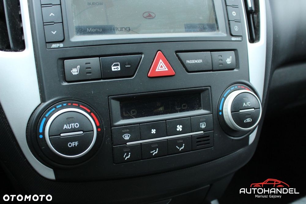 Kia Ceed - 11