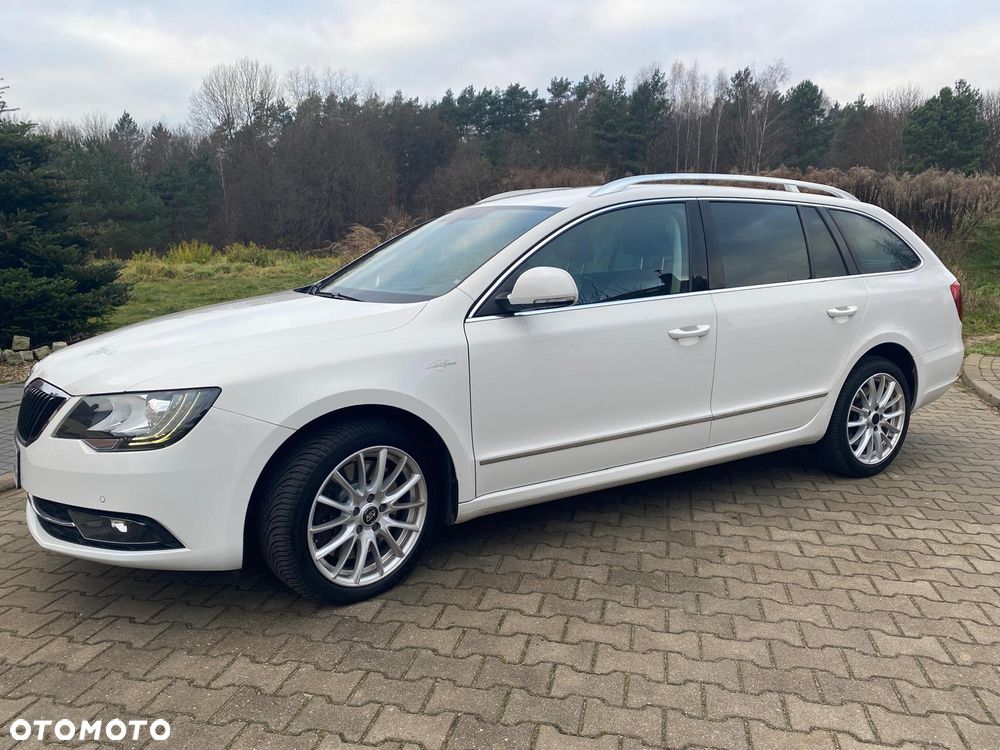 Skoda Superb 3.6 FSI 4x4 L&K DSG - 15