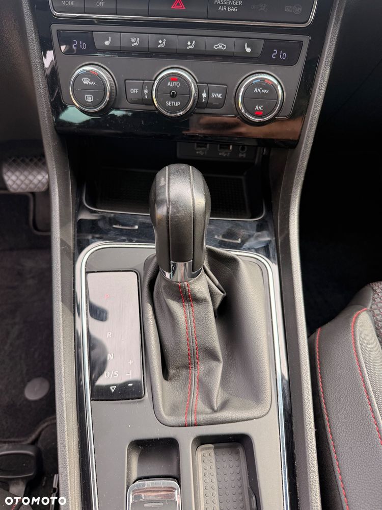 Seat Leon 1.4 EcoTSI FR Black S&S DSG - 22