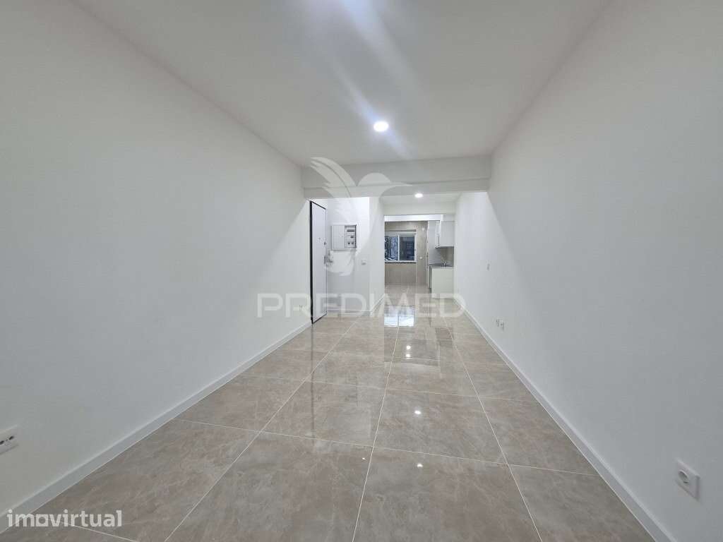 Apartamento T2 Cova da Piedade Almada- Como Novo - Grande imagem: 4/21