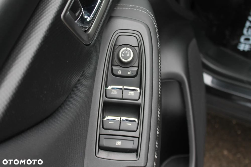 Subaru Forester 2.5 X Premium - 33