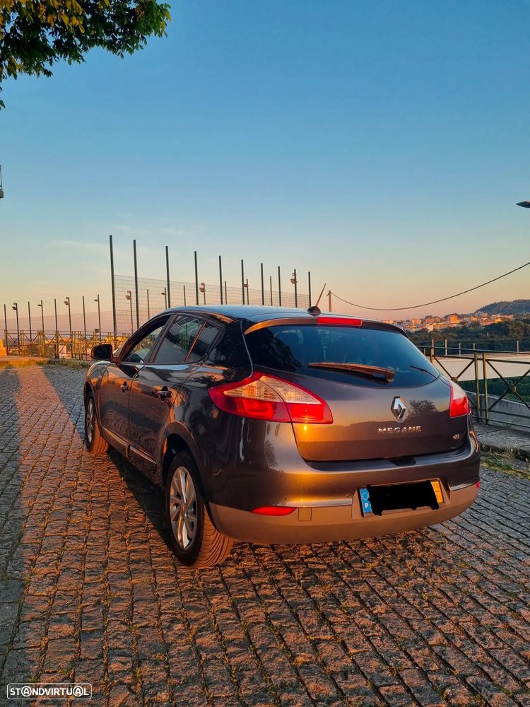 Renault Mégane ENERGY dCi 110 Start & Stop LIMITED - 6