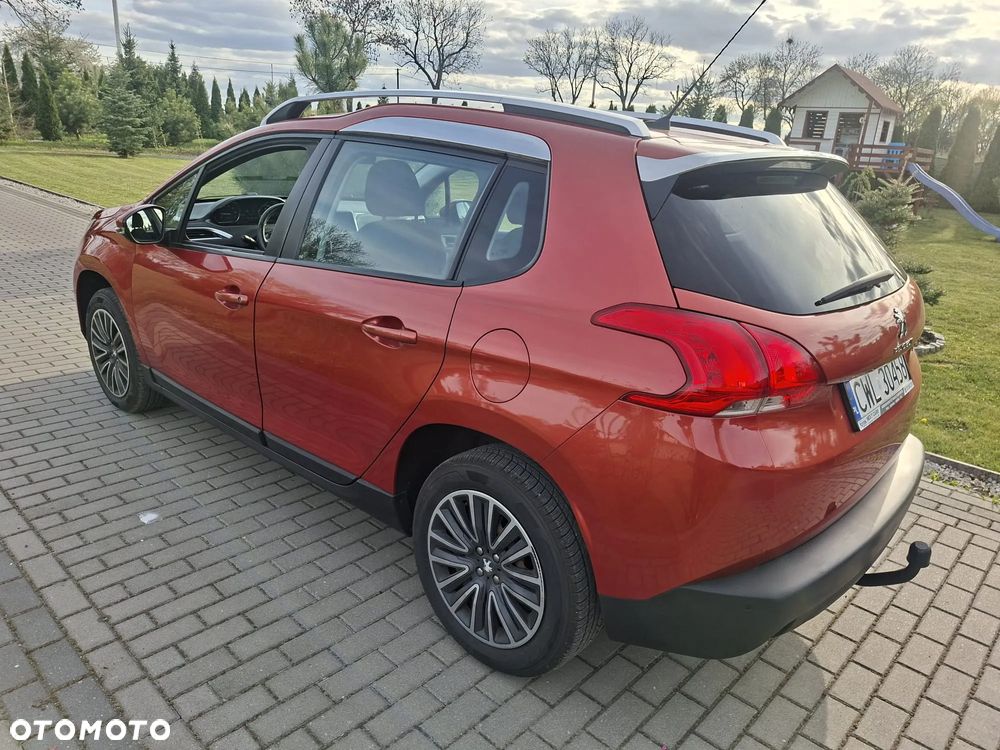 Peugeot 2008 1.2 Pure Tech Style - 13