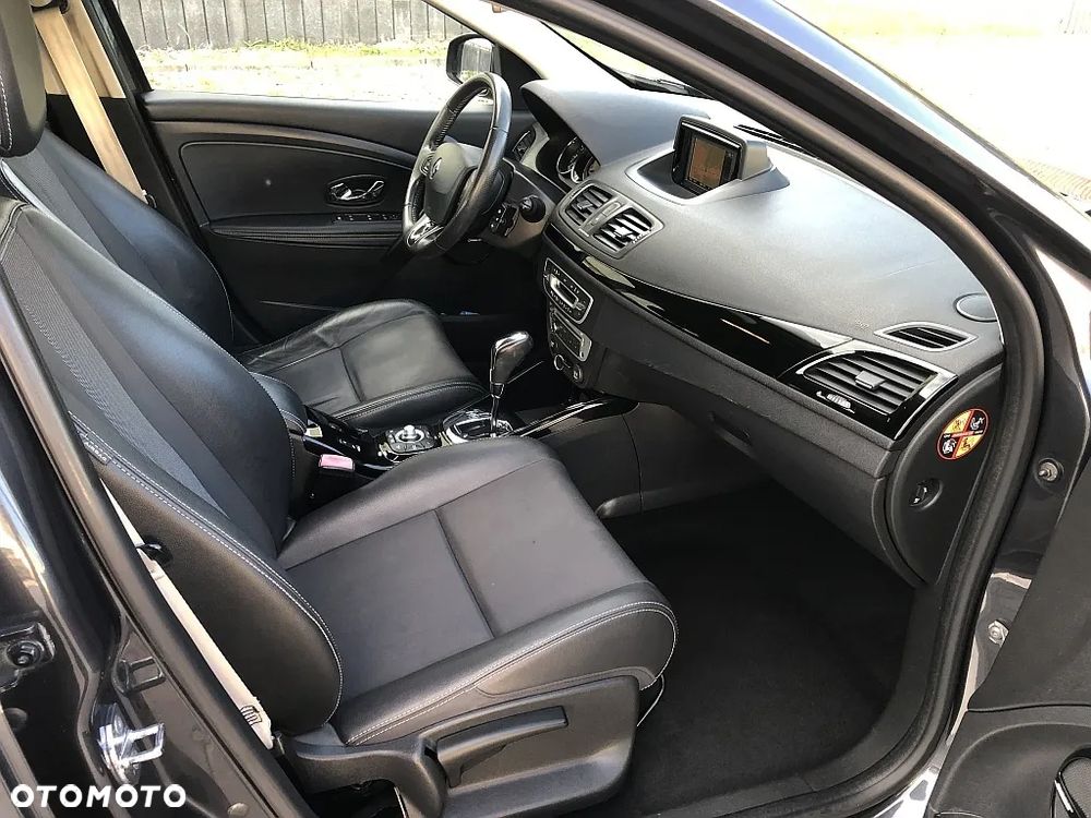 Renault Megane ENERGY dCi 110 EDC BOSE EDITION - 29