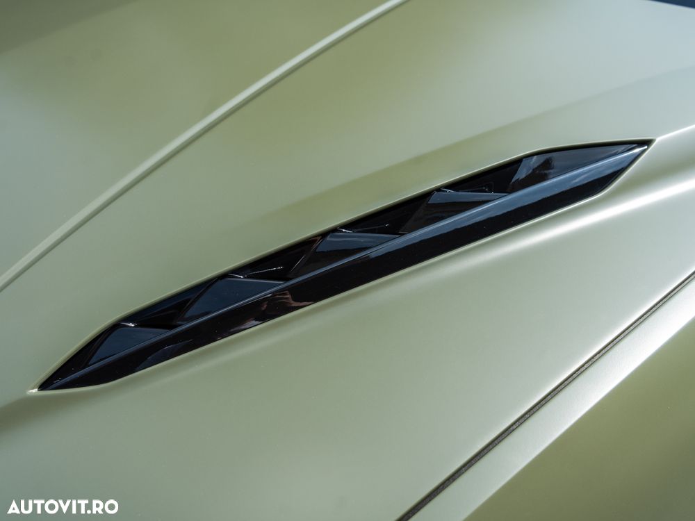 Lamborghini URUS - 7