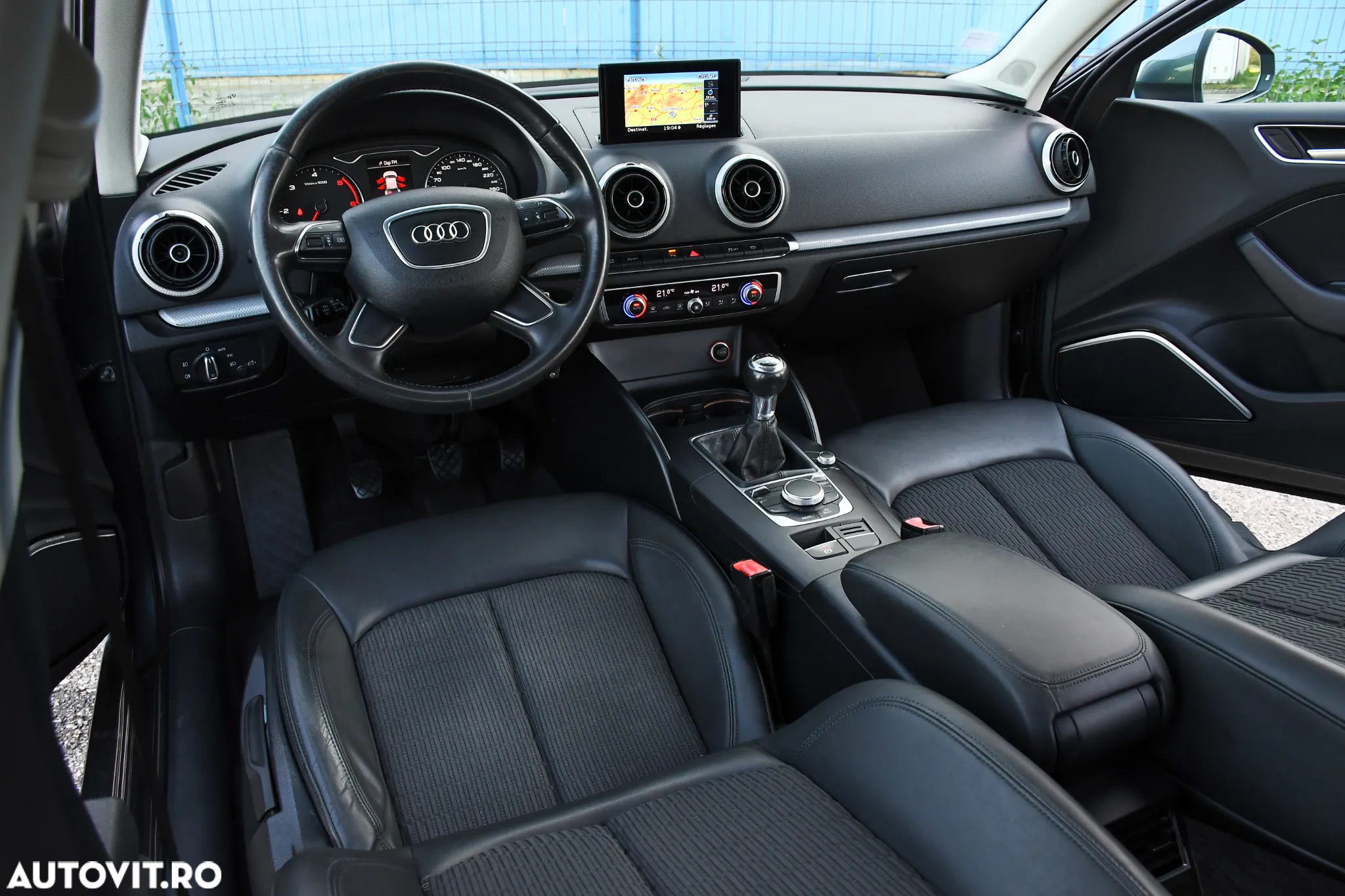 Audi A3 Sportback 2.0 TDI Ambition - 11