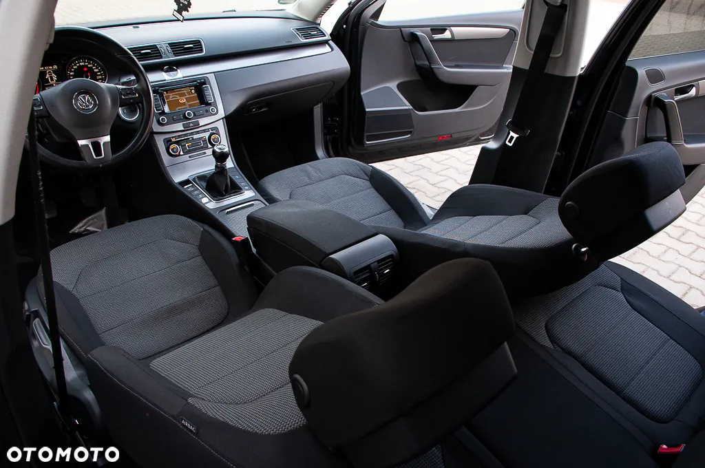 Volkswagen Passat 2.0 TDI Comfortline CityLine - 36