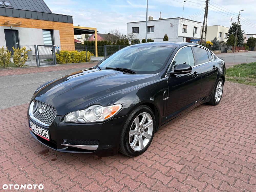 Jaguar XF 3.0 V6 Luxury - 2