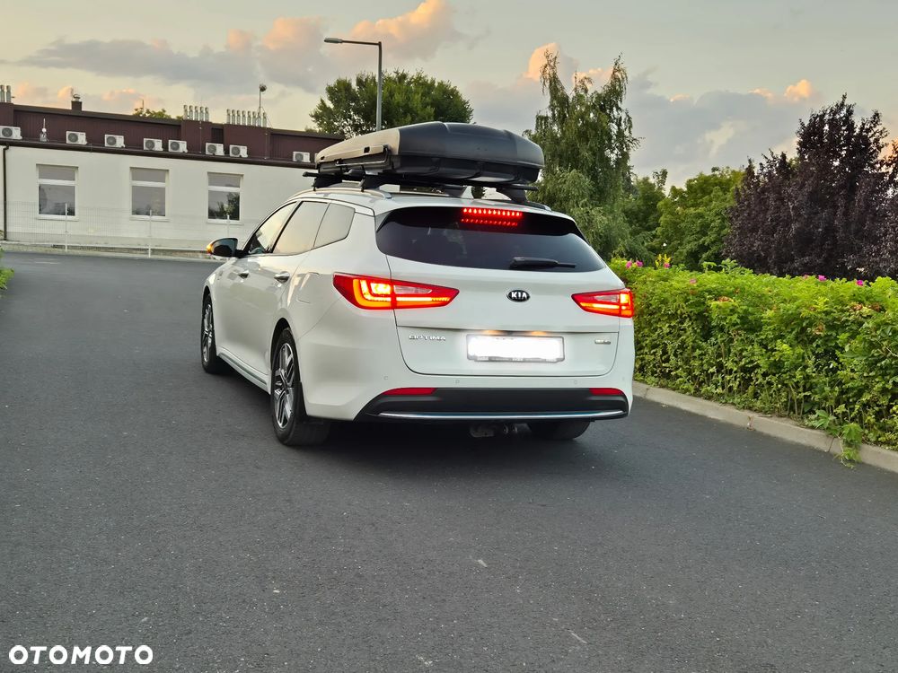 Kia Optima Plug-in Hybrid - 9