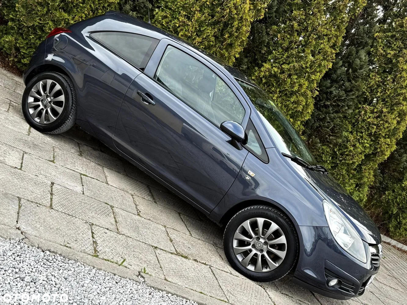 Opel Corsa - 4