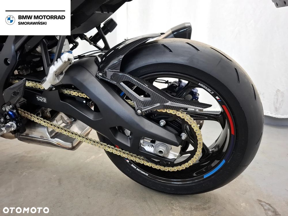 BMW XR - 17