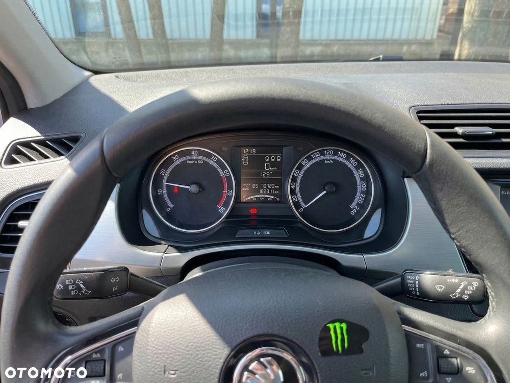 Skoda Fabia 1.0 TSI Ambition - 6