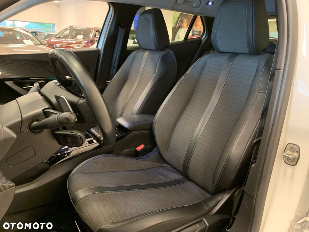 Peugeot 2008 BlueHDi 130 EAT8 Allure - 10