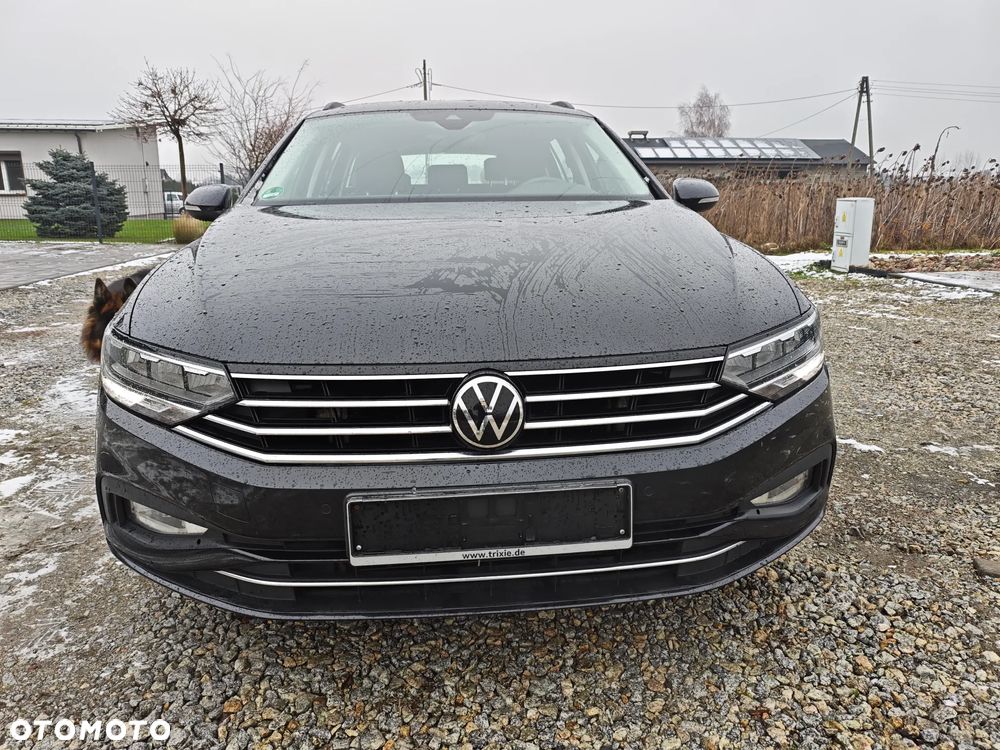 Volkswagen Passat 2.0 TDI SCR DSG Business - 8