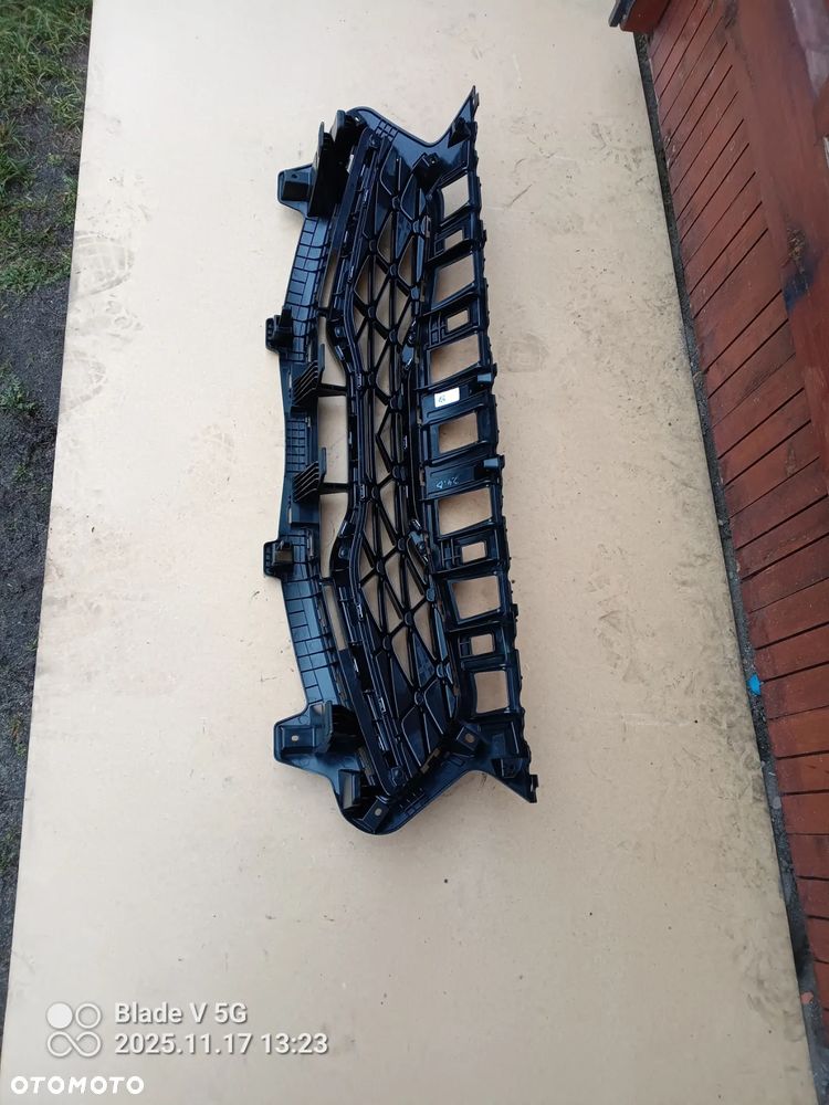 Grill Atrapa Kia Ceed III - 2