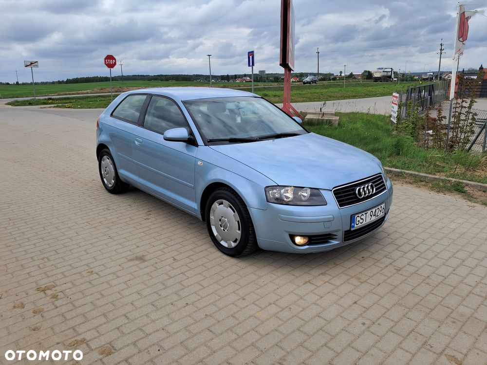 Audi A3 3-drzwiowe 1.6 Ambition - 15