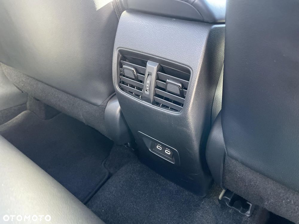 Toyota Corolla Cross 2.0 Hybrid Premiere Edition - 15