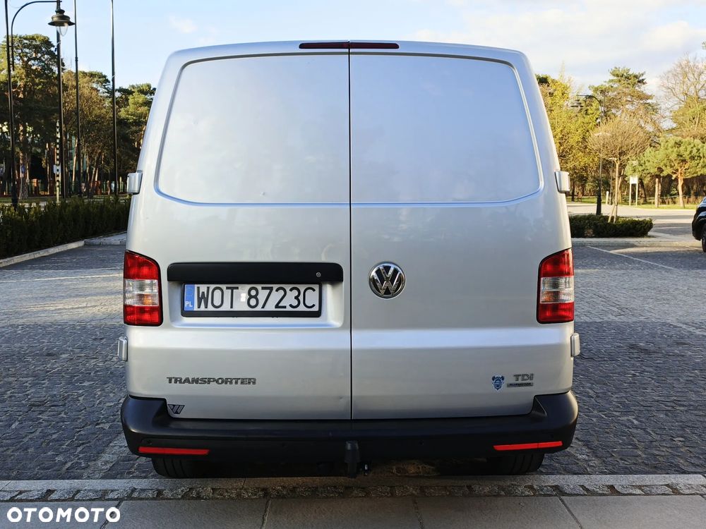 Volkswagen Transporter - 8