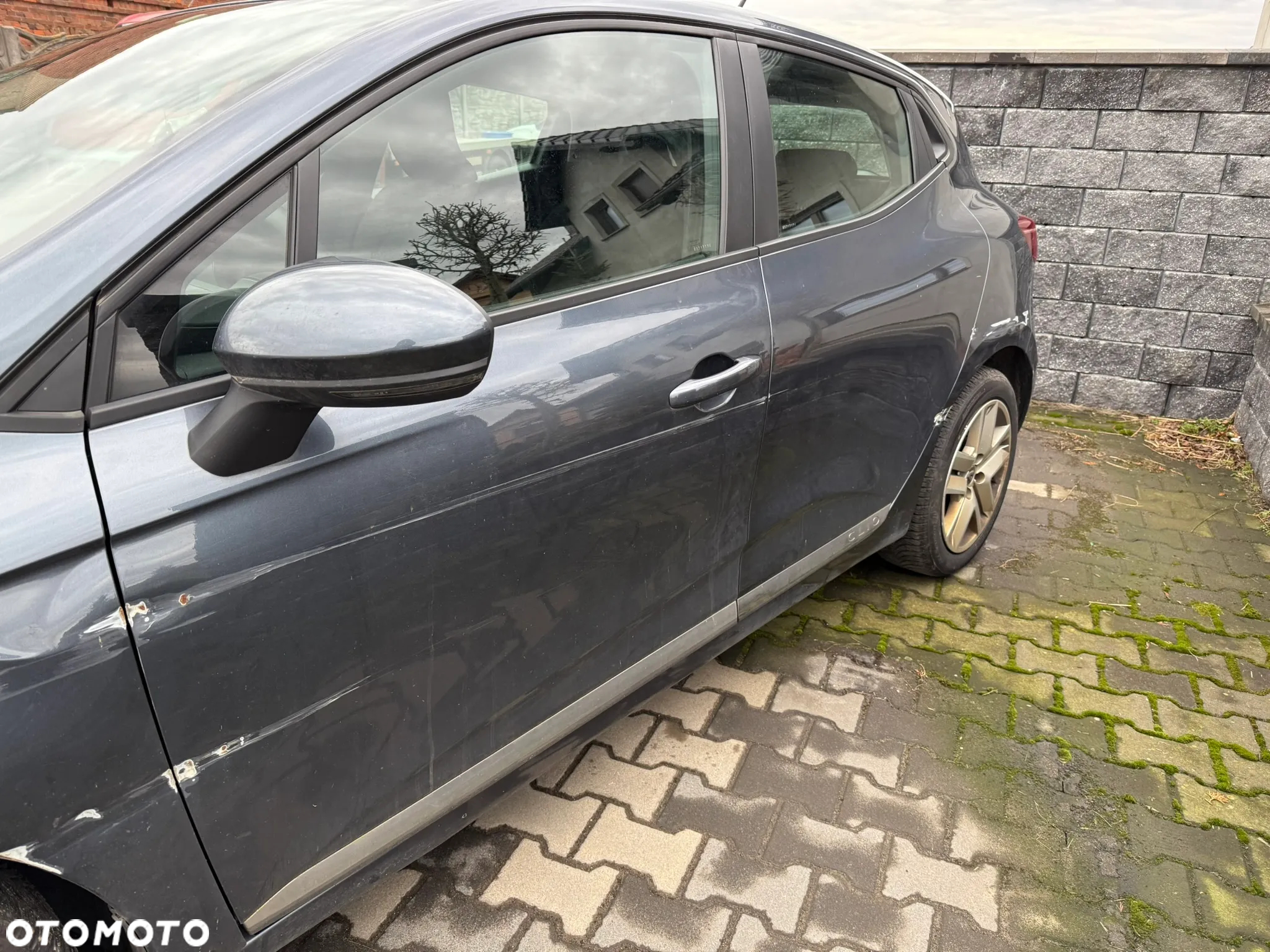 Renault Clio BLUE dCi 85 EXPERIENCE - 10