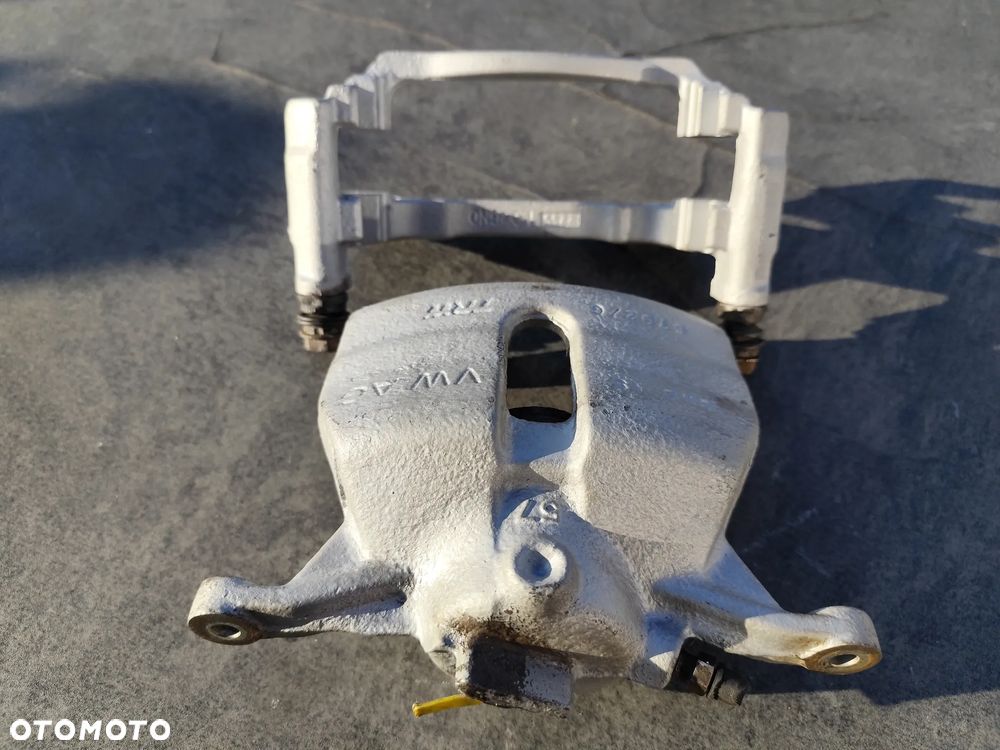 OEM zacisk hamulcowy VW z jarznem przód TRW 6792/G - 9