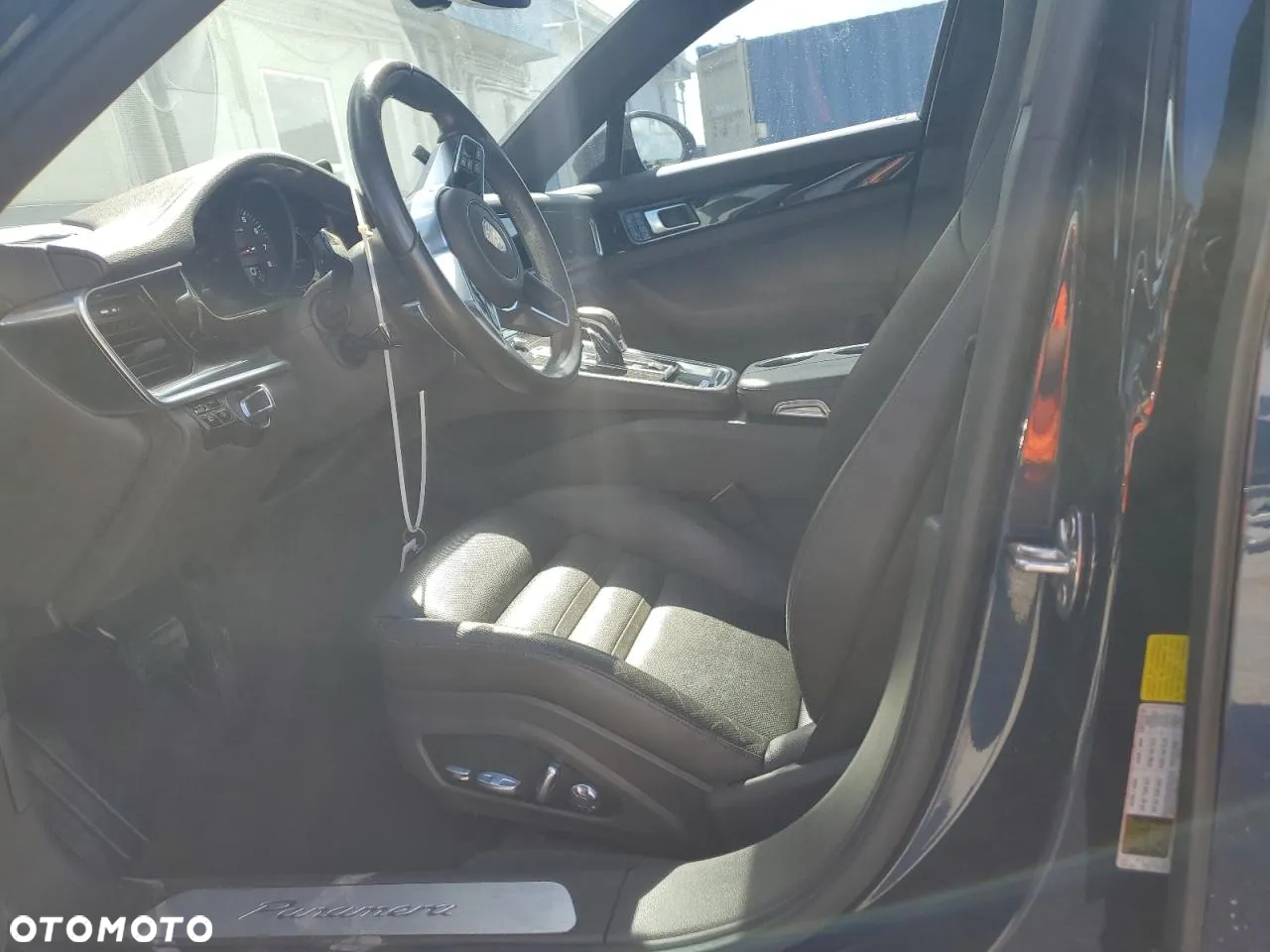 Porsche Panamera - 8