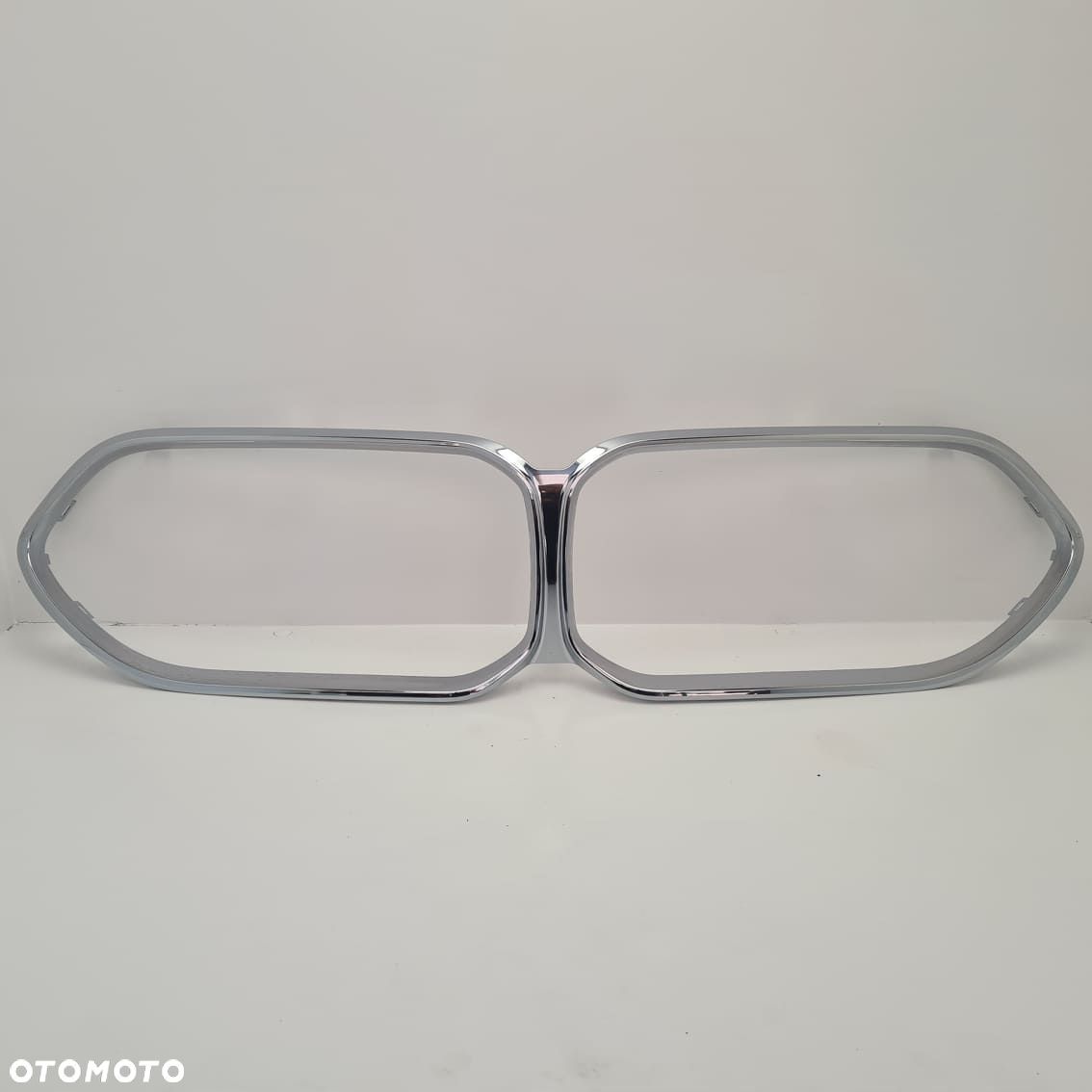 BMW 1 2 F40 F44 GRILL ATRAPA NERKI PRZÓD CHROM - 1