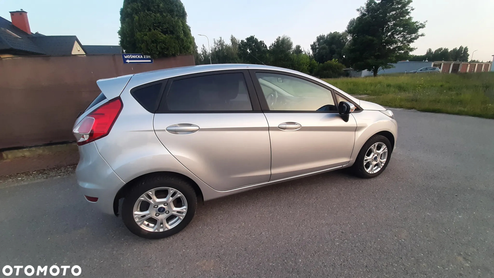 Ford Fiesta 1.0 Champions Edition - 18