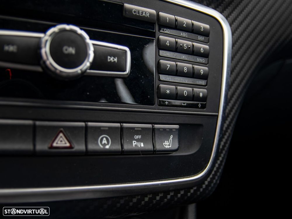 Mercedes-Benz A 180 d AMG Line - 22