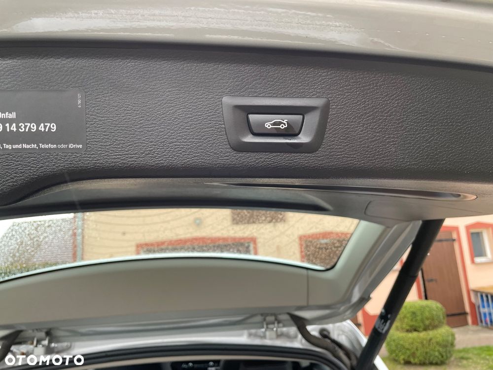 BMW X3 sDrive18d xLine - 19