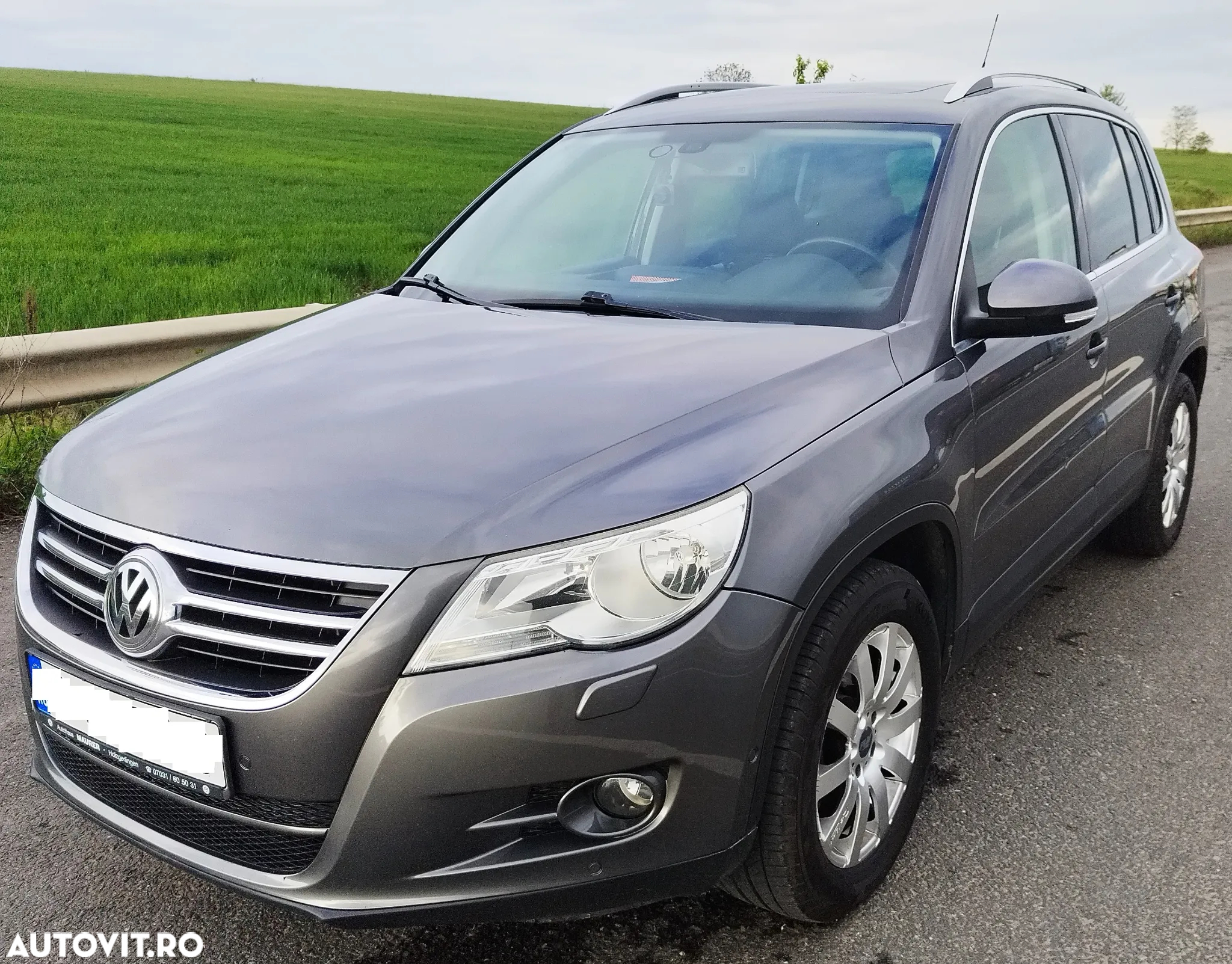 Volkswagen Tiguan - 7