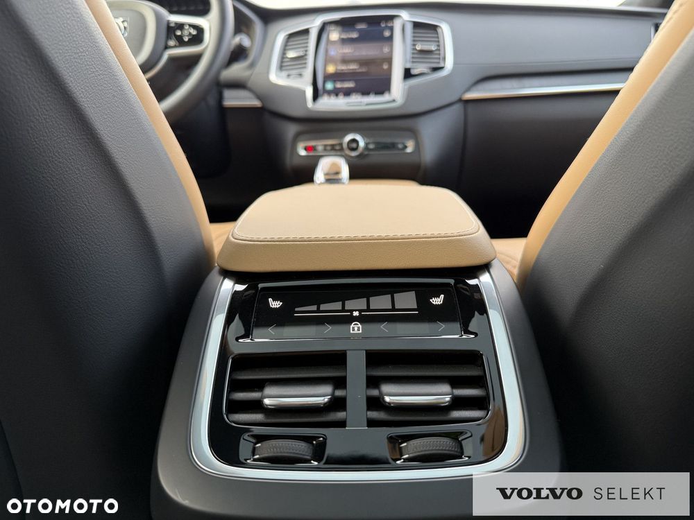 Volvo XC 90 - 23