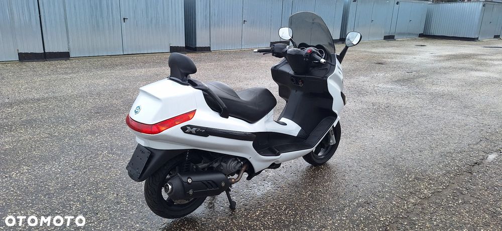 Piaggio Xevo - 10