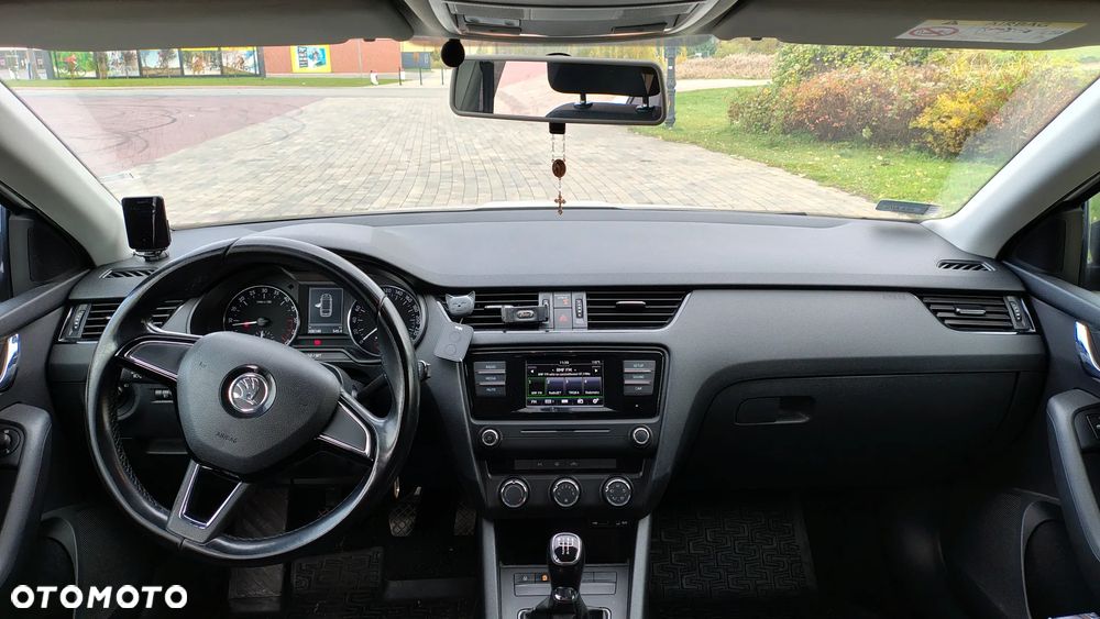 Skoda Octavia 1.6 TDI Active - 4