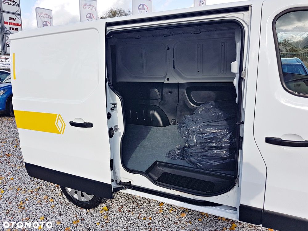 Renault TRAFIC - 28