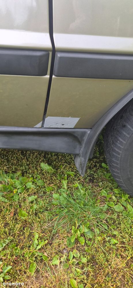 Polonez Caro - 19