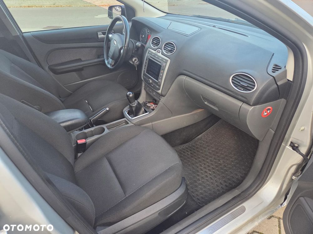 Ford Focus 2.0 Titanium - 7