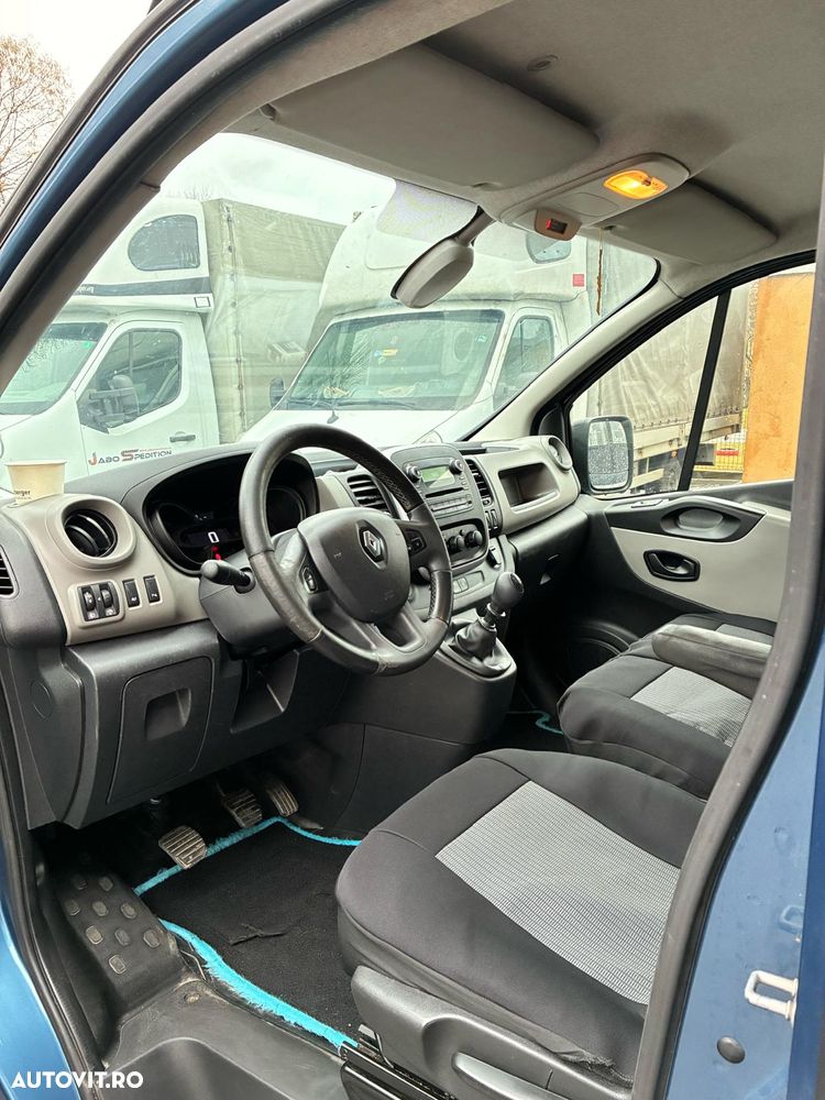 Renault Trafic - 14