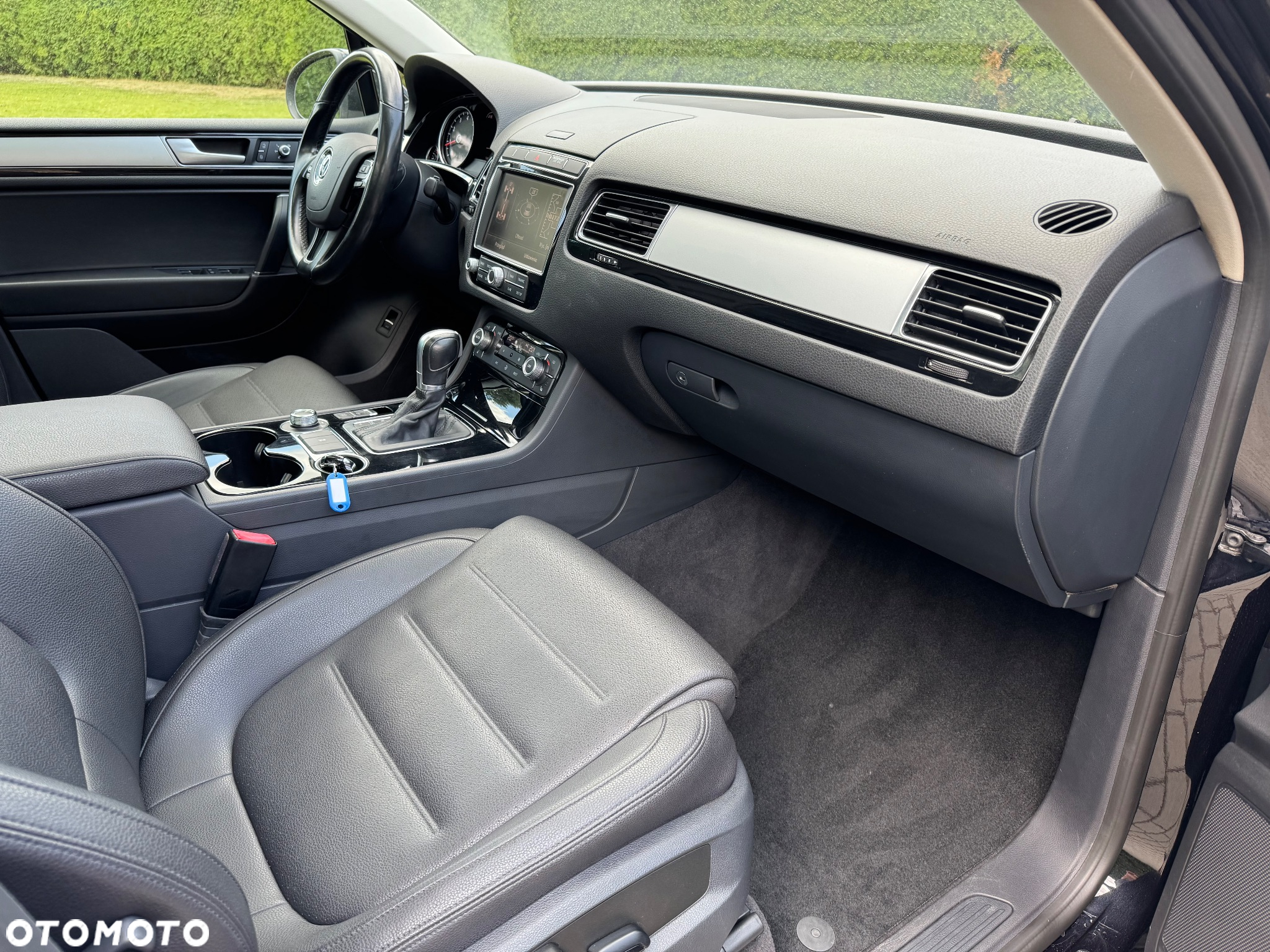 Volkswagen Touareg - 16