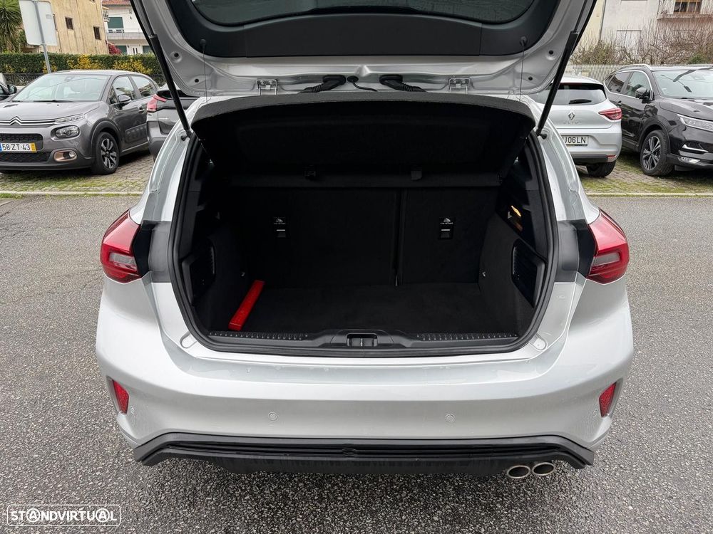 Ford Focus 1.0 EcoBoost MHEV ST-Line - 13