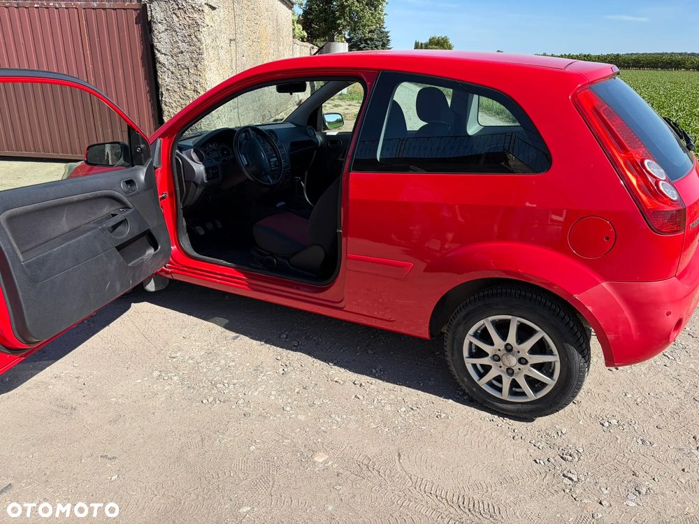 Ford Fiesta - 17