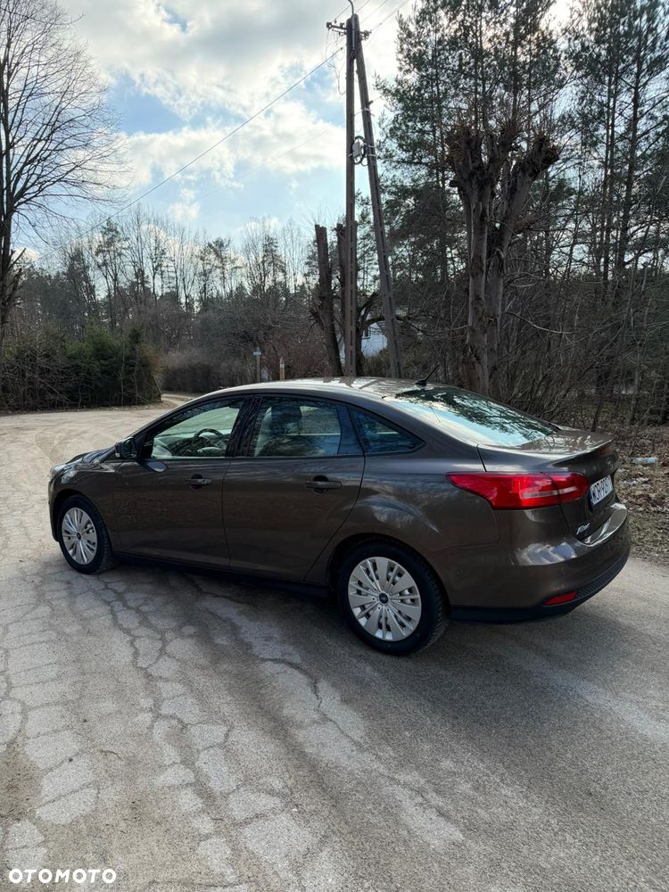 Ford Focus - 16
