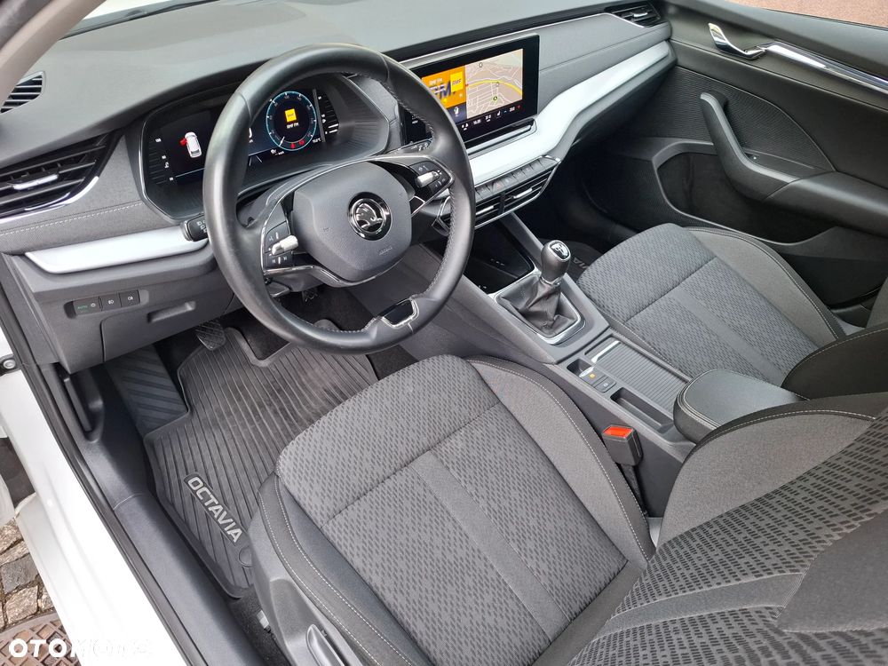 Skoda Octavia 1.5 TSI ACT Style - 17