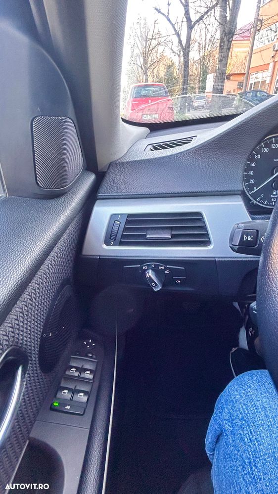 BMW Seria 3 2011 photo 5