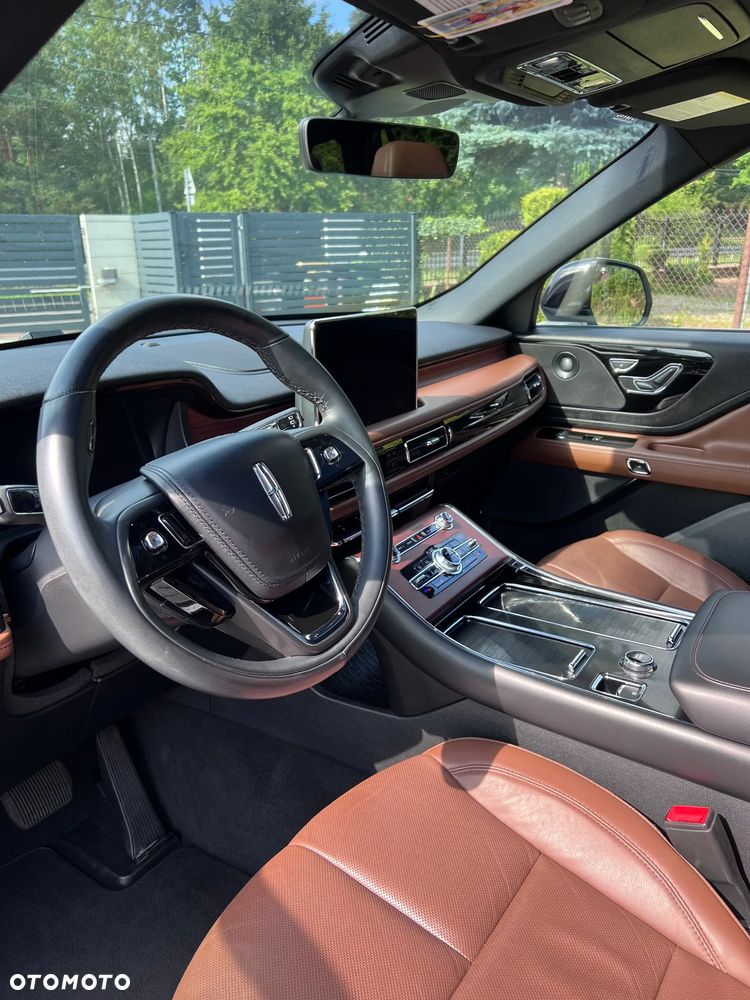 Lincoln Aviator - 18