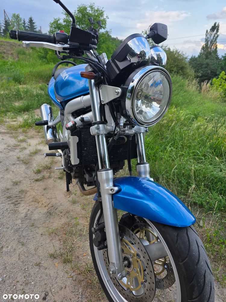 Suzuki SV - 16