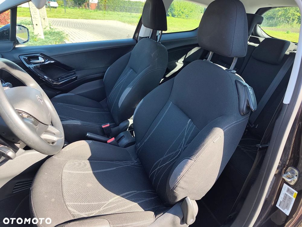 Peugeot 208 68 VTI Active - 16