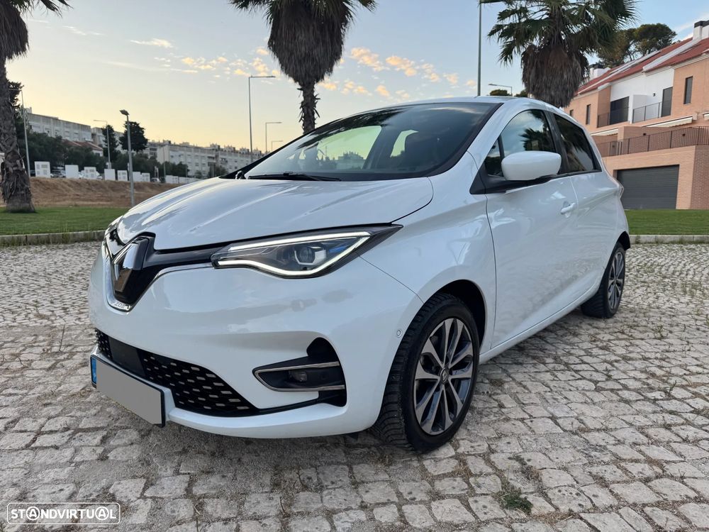 Renault Zoe (c/ Bateria) EV50 135hp Iconic - 8