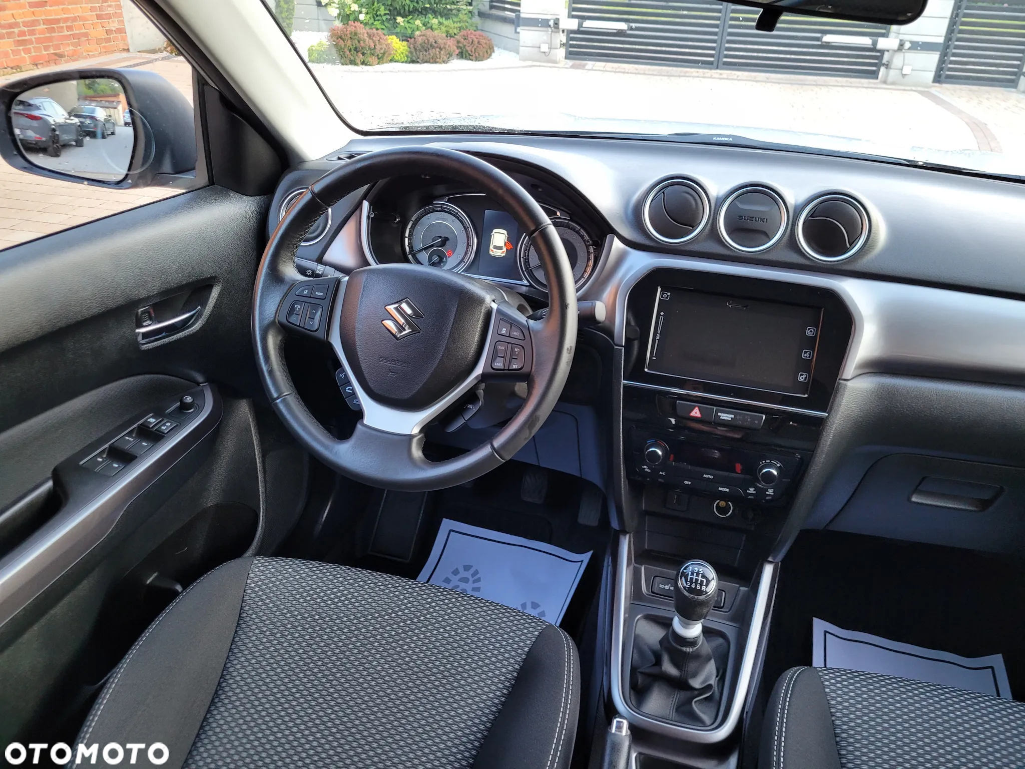 Suzuki Vitara 1.4 Boosterjet Premium 2WD - 19