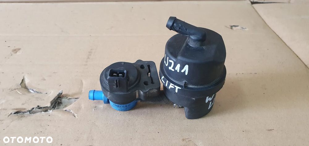 Zaworek elektrozawór ciśnienia paliwa Mercedes E-Klasa W211 3.0 V6 A2114700116 - 2